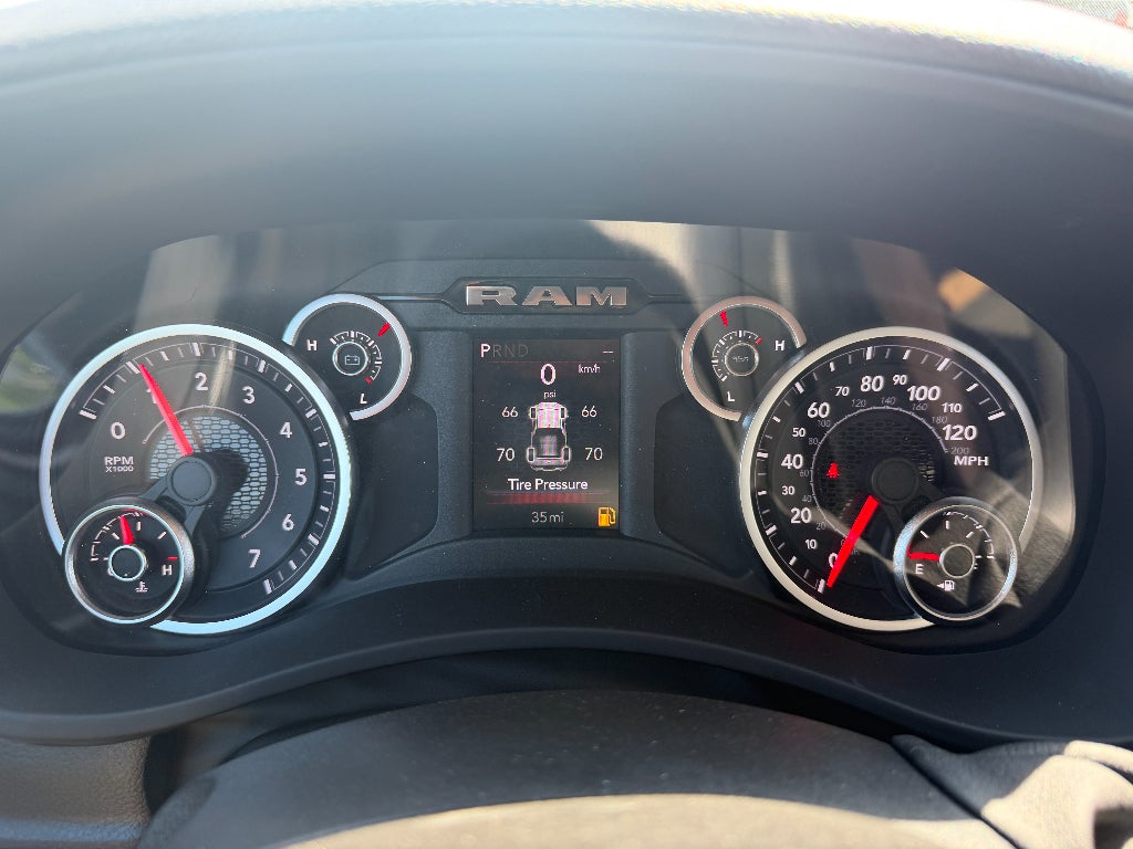 2026 RAM Ram 2500 RAM 2500 TRADESMAN CREW CAB 4X4 8' BOX