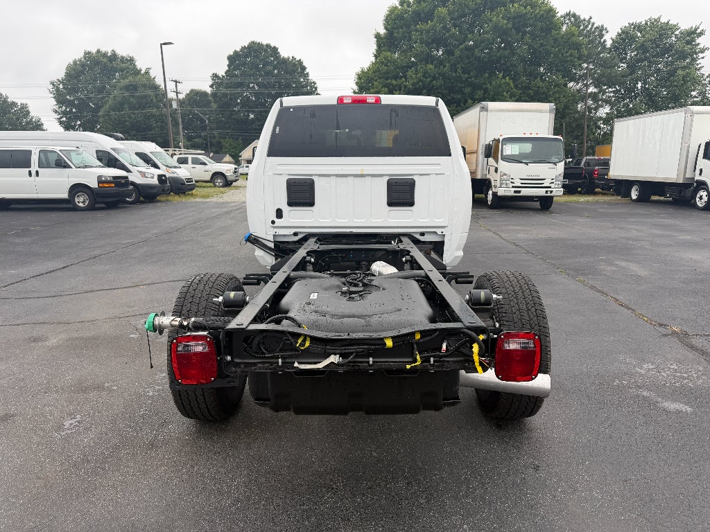 2026 RAM Ram 3500 Chassis Cab RAM 3500 TRADESMAN CREW CAB CHASSIS 4X4 60' CA