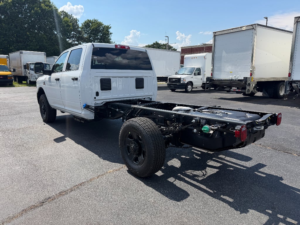 2026 RAM Ram 3500 Chassis Cab RAM 3500 TRADESMAN CREW CAB CHASSIS 4X4 60' CA