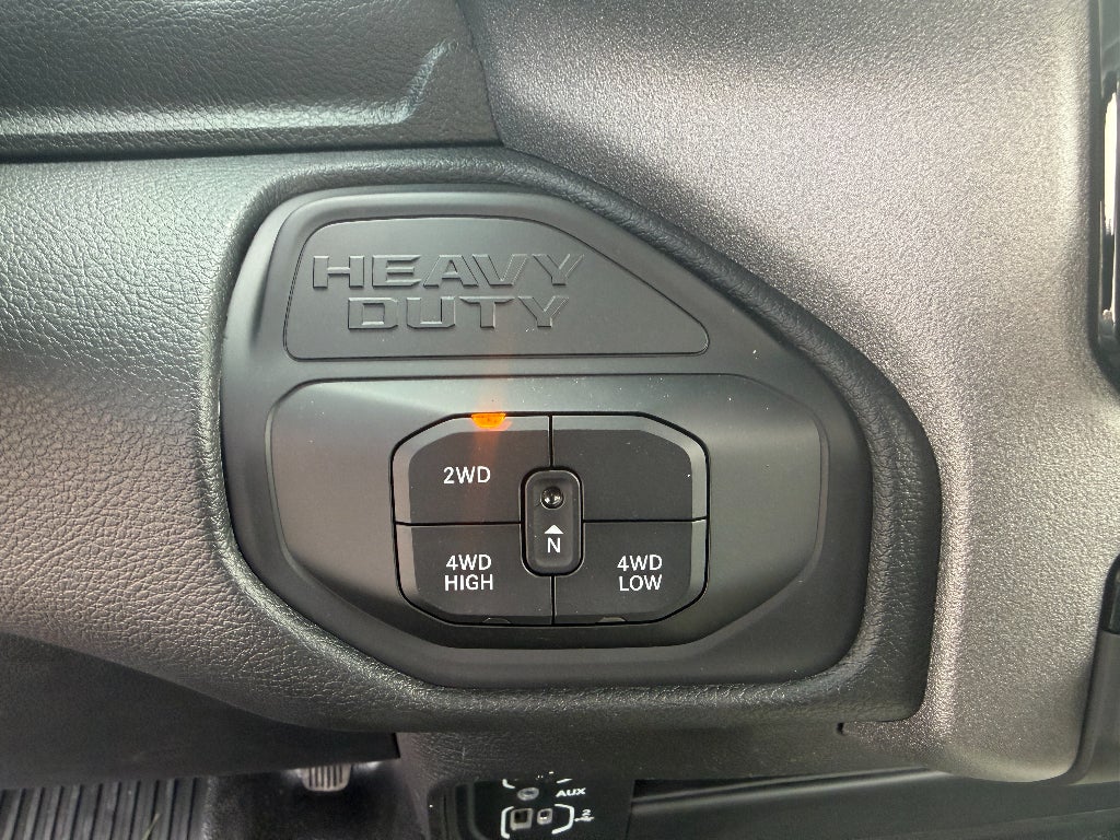 2026 RAM 4500 Chassis RAM 4500 TRADESMAN CHASSIS REGULAR CAB 4X4 84' CA