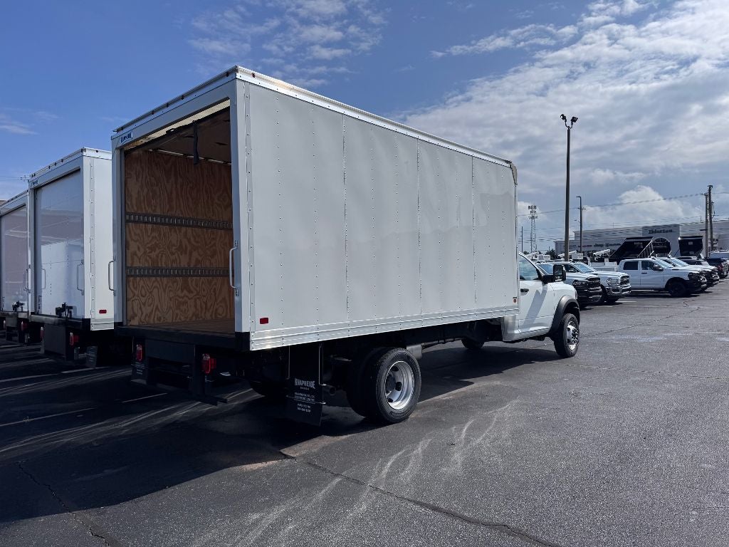 2024 RAM Ram 4500 Chassis Cab RAM 4500 SLT CHASSIS REGULAR CAB 4X4 120' CA