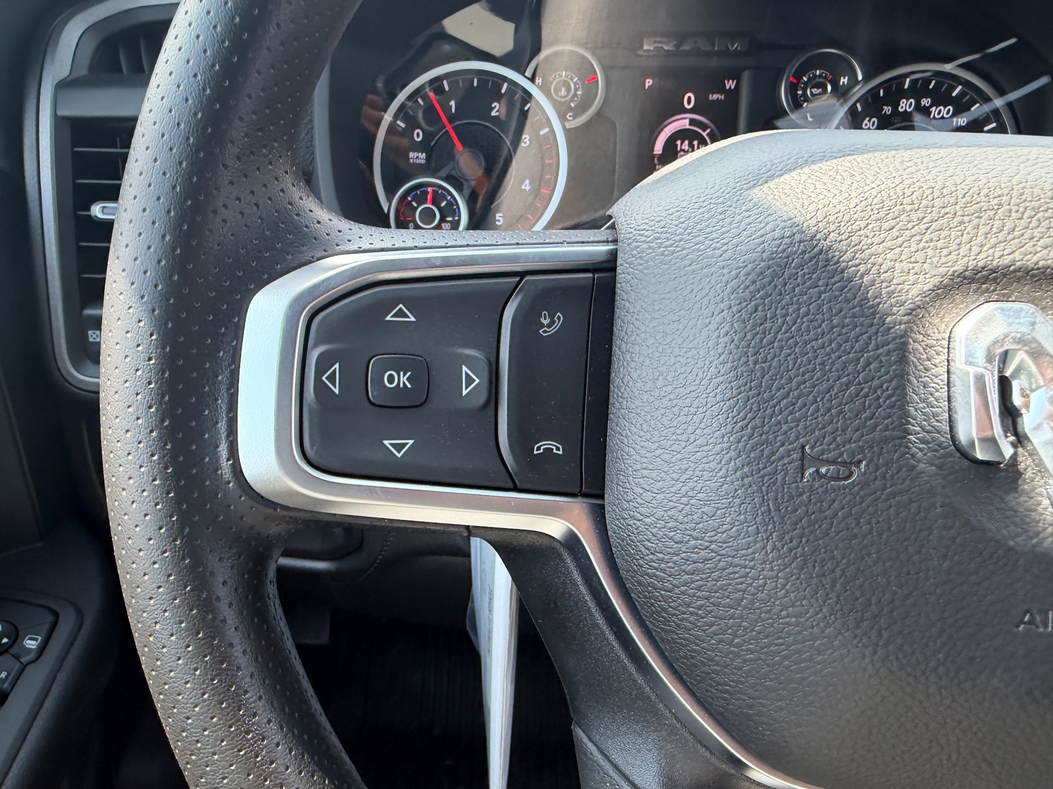 2027 RAM Ram 4500 Chassis Cab RAM 4500 TRADESMAN CHASSIS CREW CAB 4X4 84' CA