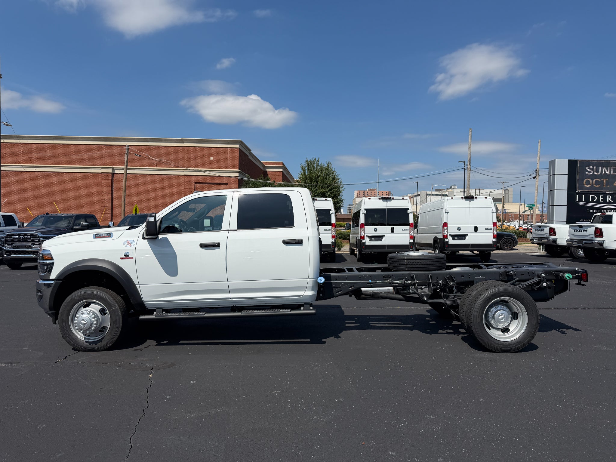 2026 RAM Ram 4500 Chassis Cab RAM 4500 TRADESMAN CHASSIS CREW CAB 4X4 84' CA