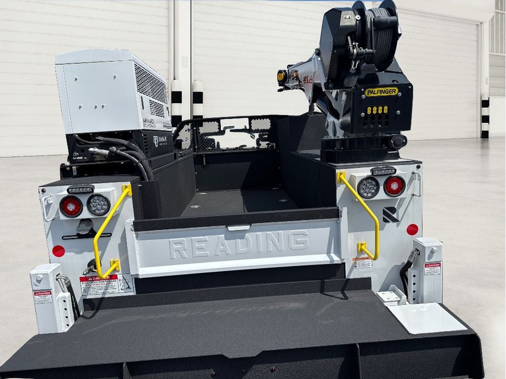 2024 RAM Ram 5500 Chassis Cab RAM 5500 TRADESMAN CHASSIS REGULAR CAB 4X4 84' CA