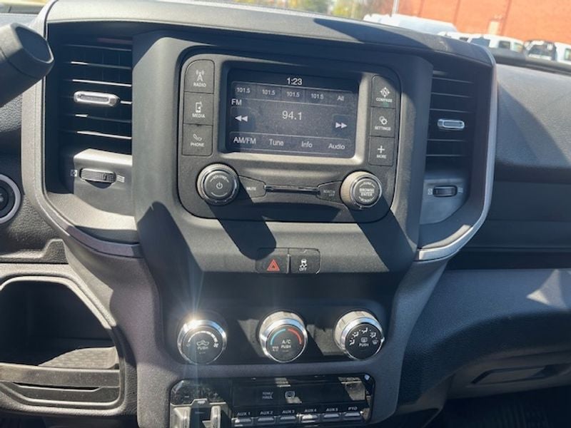 2024 RAM Ram 5500 Chassis Cab RAM 5500 TRADESMAN CHASSIS REGULAR CAB 4X4 84' CA