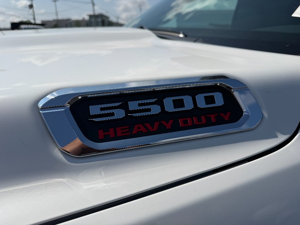 2026 RAM Ram 5500 Chassis Cab RAM 5500 TRADESMAN CHASSIS REGULAR CAB 4X4 84' CA