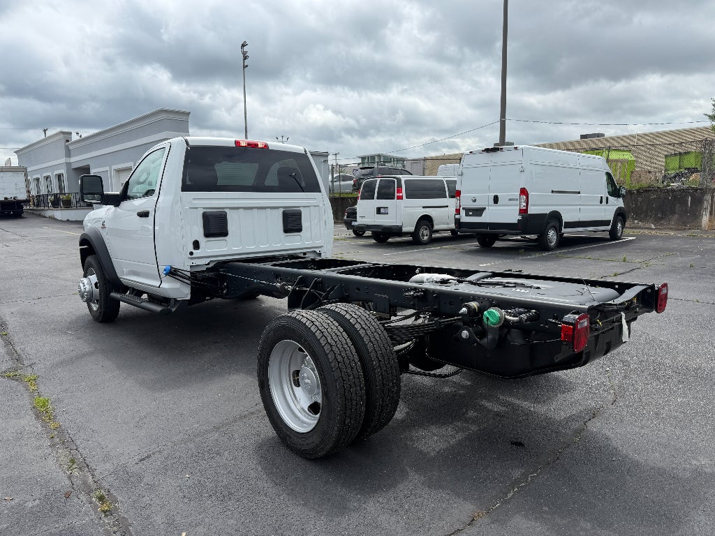 2026 RAM Ram 5500 Chassis Cab RAM 5500 TRADESMAN CHASSIS REGULAR CAB 4X4 84' CA