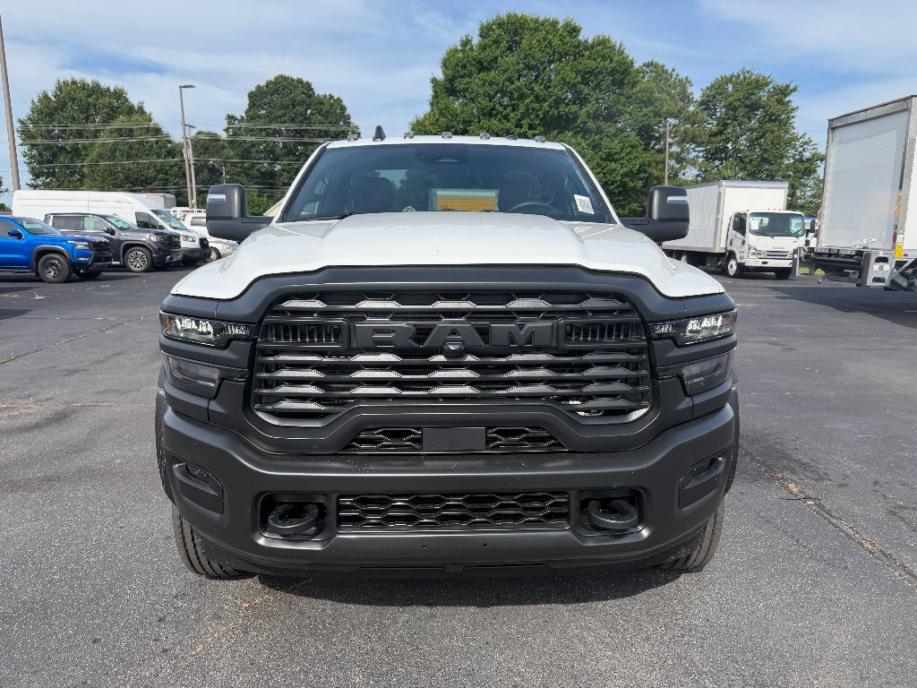 2026 RAM Ram 5500 Chassis Cab RAM 5500 TRADESMAN CHASSIS REGULAR CAB 4X4 108' CA