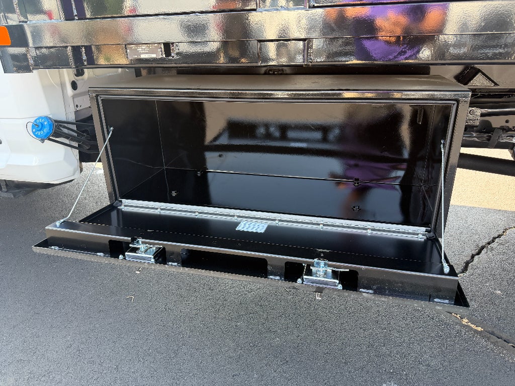 2026 RAM Ram 5500 Chassis Cab RAM 5500 TRADESMAN CHASSIS REGULAR CAB 4X4 108' CA