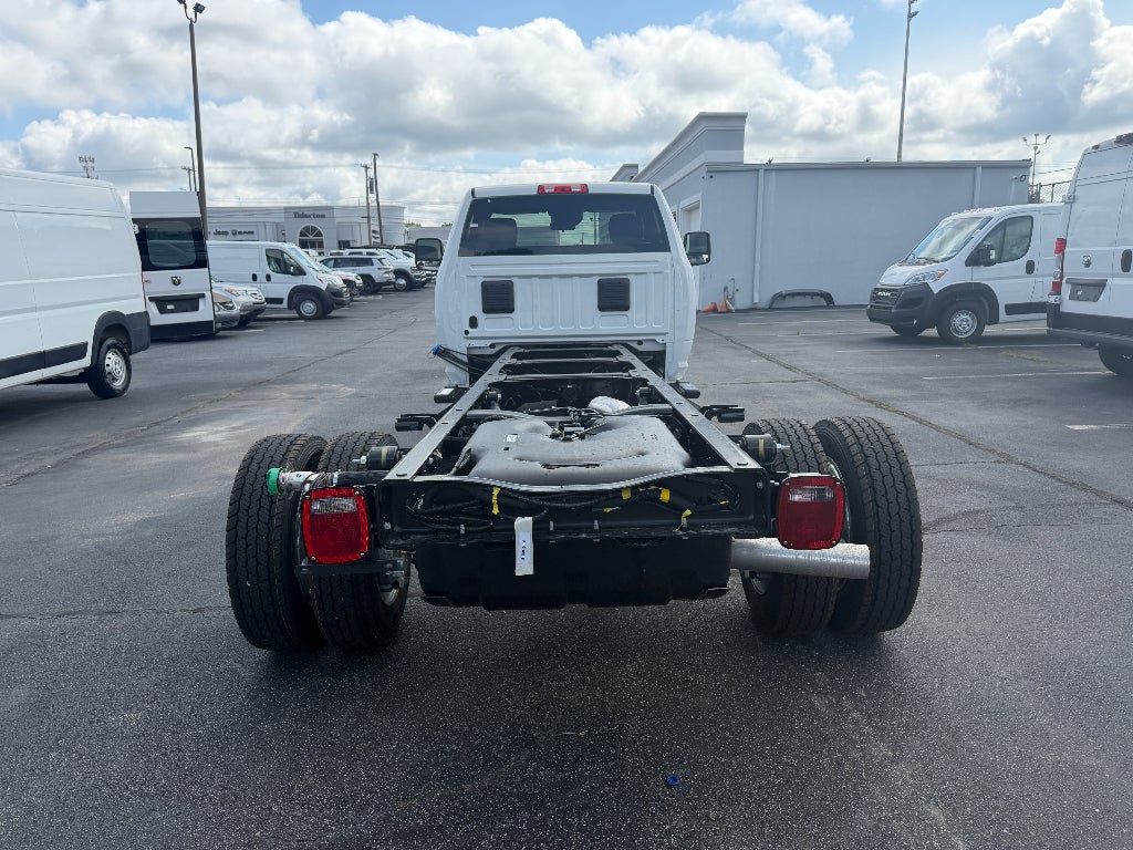 2026 RAM 5500 Chassis RAM 5500 TRADESMAN CHASSIS REGULAR CAB 4X4 120' CA