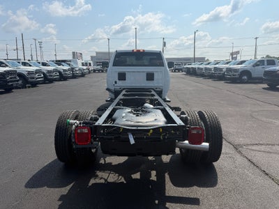 2026 RAM 5500 Chassis RAM 5500 TRADESMAN CHASSIS REGULAR CAB 4X4 120' CA