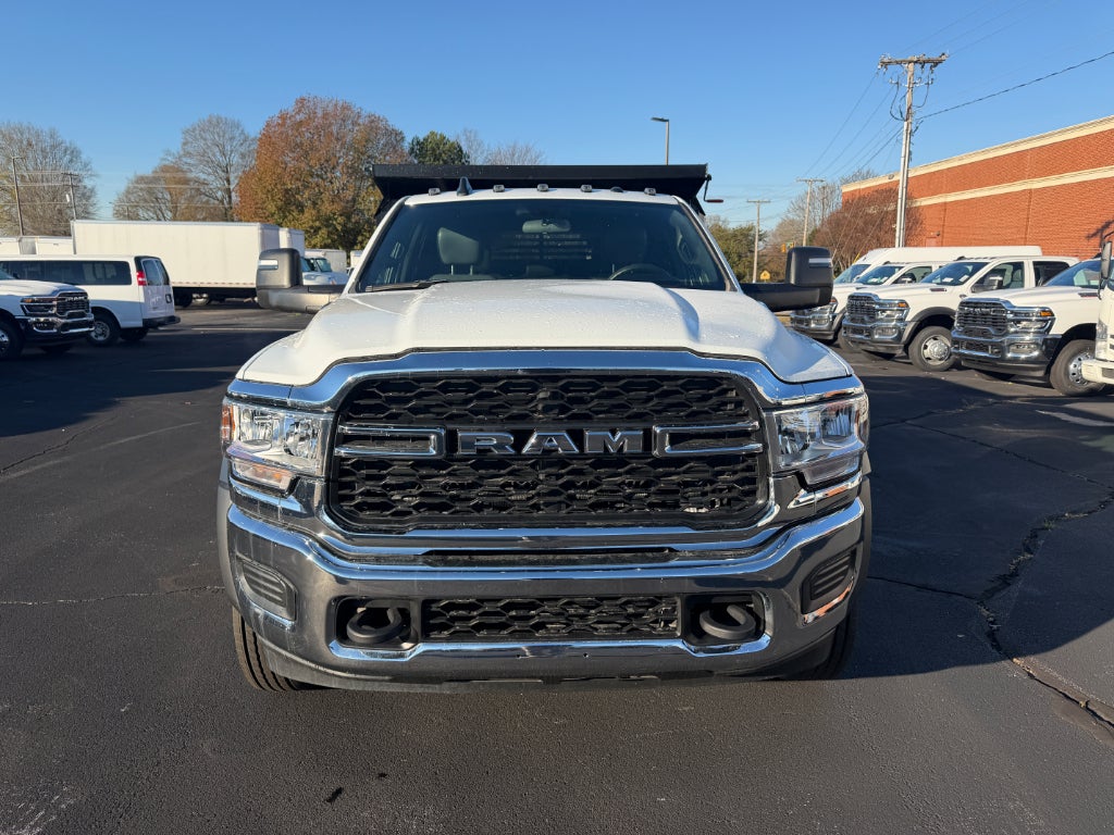 2024 RAM 5500 Chassis Tradesman/SLT/Laramie/Limited