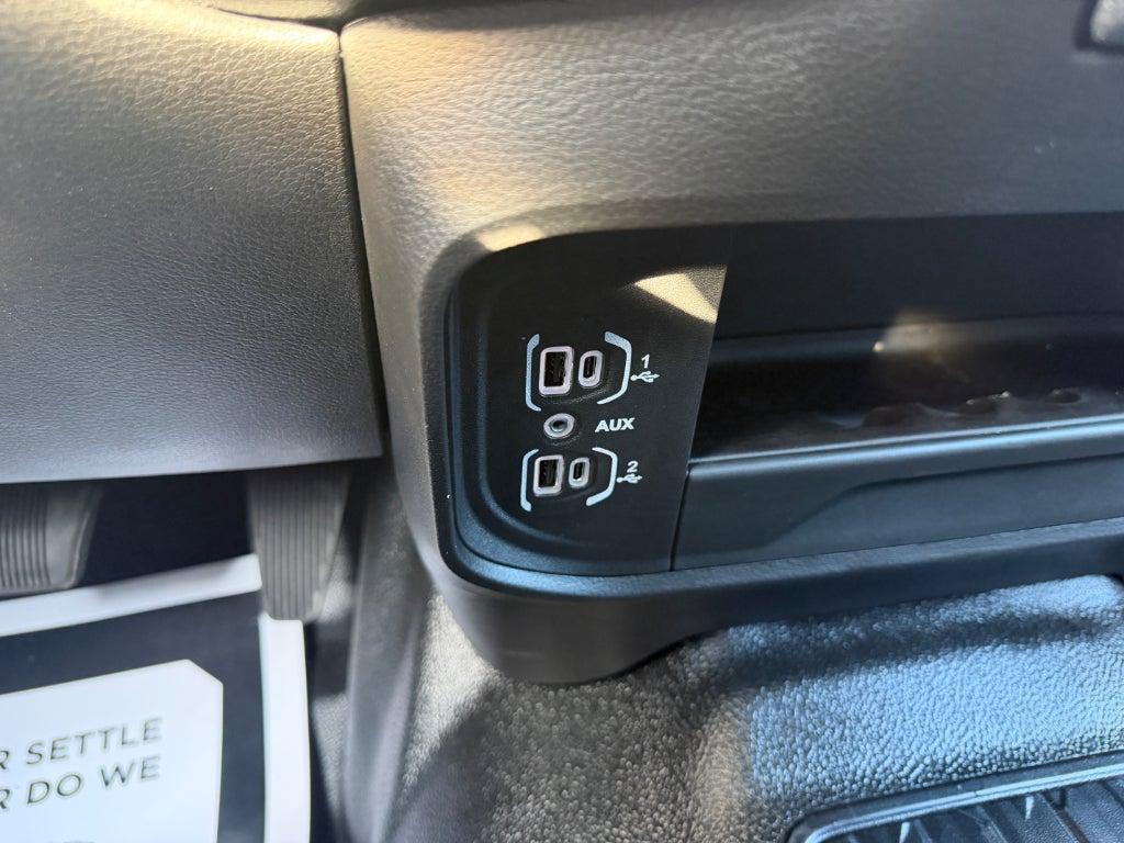 2025 RAM Ram 5500 Chassis Cab RAM 5500 TRADESMAN CHASSIS CREW CAB 4X4 84' CA