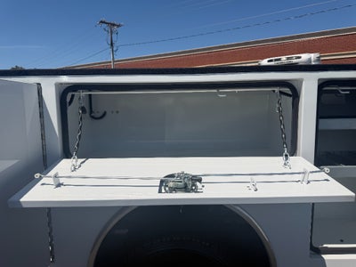 2026 RAM Ram 5500 Chassis Cab RAM 5500 TRADESMAN CHASSIS CREW CAB 4X4 84' CA