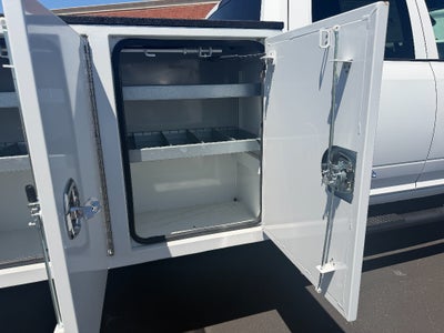 2026 RAM Ram 5500 Chassis Cab RAM 5500 TRADESMAN CHASSIS CREW CAB 4X4 84' CA