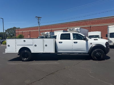 2026 RAM Ram 5500 Chassis Cab RAM 5500 TRADESMAN CHASSIS CREW CAB 4X4 84' CA