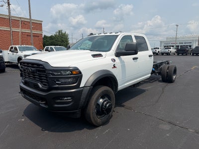 2026 RAM Ram 5500 Chassis Cab RAM 5500 TRADESMAN CHASSIS CREW CAB 4X4 84' CA