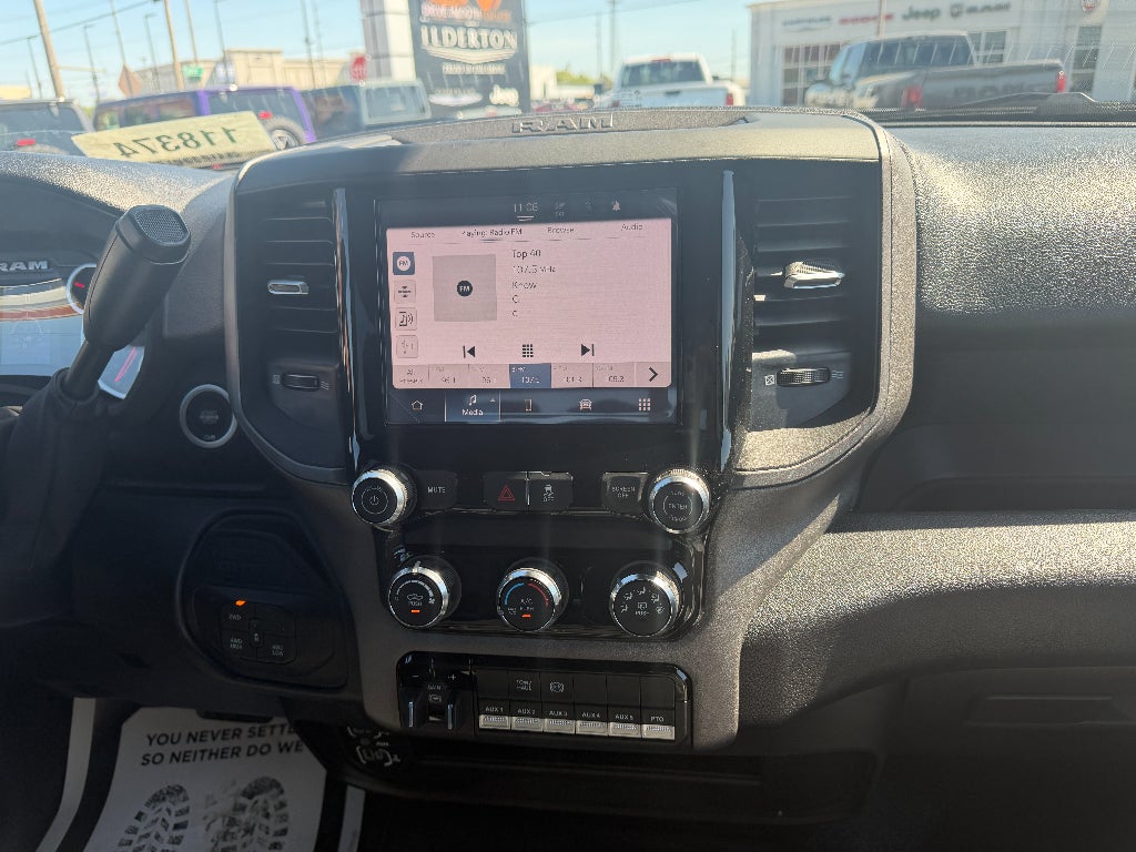 2026 RAM Ram 5500 Chassis Cab RAM 5500 TRADESMAN CHASSIS CREW CAB 4X4 84' CA