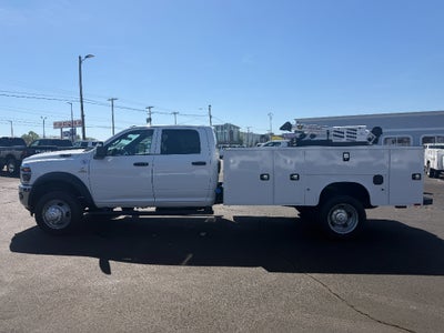 2026 RAM Ram 5500 Chassis Cab RAM 5500 TRADESMAN CHASSIS CREW CAB 4X4 84' CA