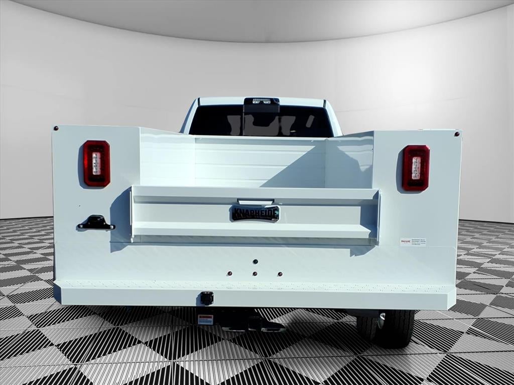 2026 RAM Ram 5500 Chassis Cab RAM 5500 TRADESMAN CHASSIS CREW CAB 4X4 84' CA