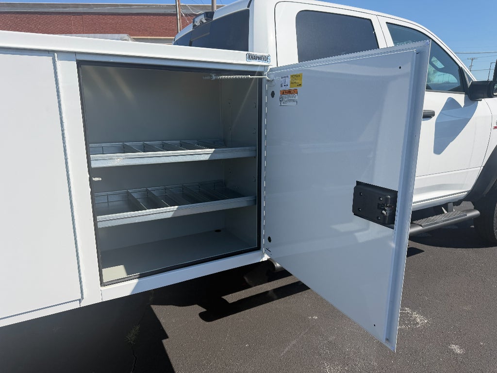 2026 RAM Ram 5500 Chassis Cab RAM 5500 TRADESMAN CHASSIS CREW CAB 4X4 84' CA