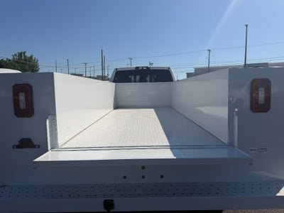 2026 RAM Ram 5500 Chassis Cab RAM 5500 TRADESMAN CHASSIS CREW CAB 4X4 84' CA