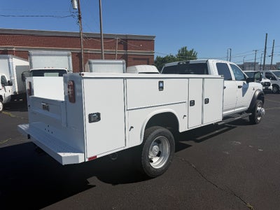 2026 RAM Ram 5500 Chassis Cab RAM 5500 TRADESMAN CHASSIS CREW CAB 4X4 84' CA