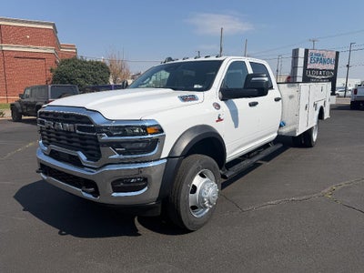 2026 RAM Ram 5500 Chassis Cab RAM 5500 TRADESMAN CHASSIS CREW CAB 4X4 84' CA