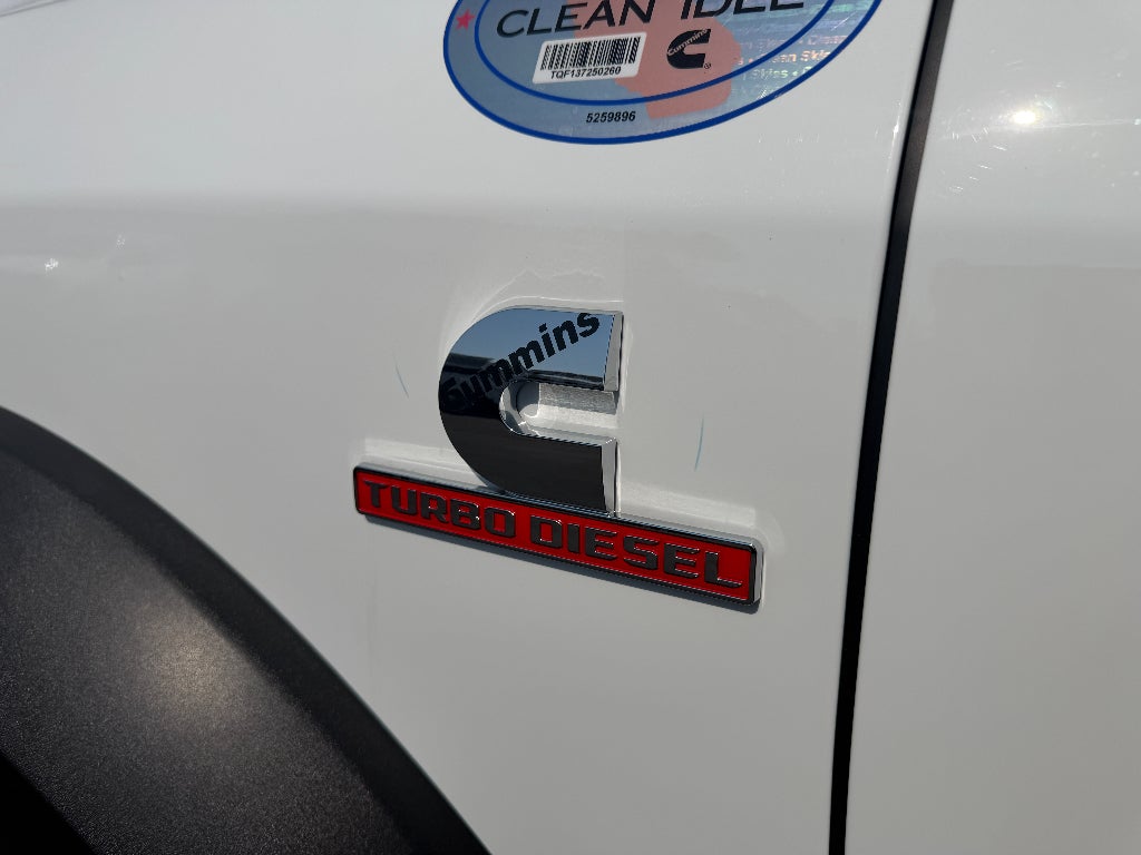 2026 RAM Ram 5500 Chassis Cab RAM 5500 TRADESMAN CHASSIS CREW CAB 4X4 84' CA