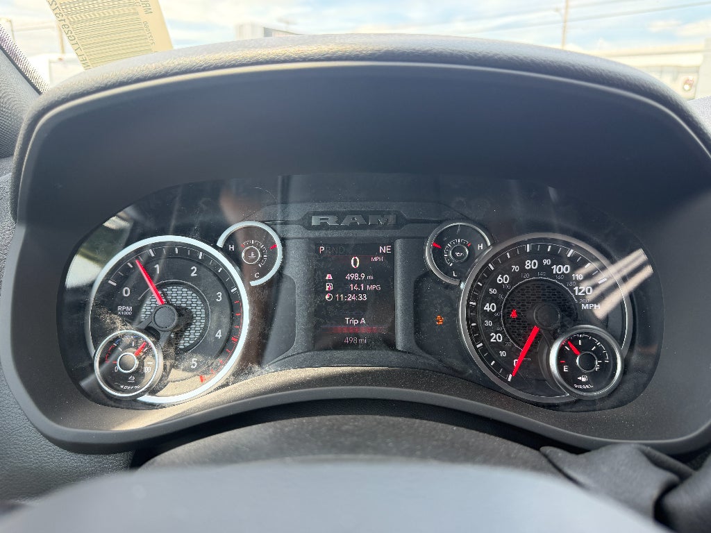 2026 RAM Ram 5500 Chassis Cab RAM 5500 TRADESMAN CHASSIS CREW CAB 4X4 84' CA