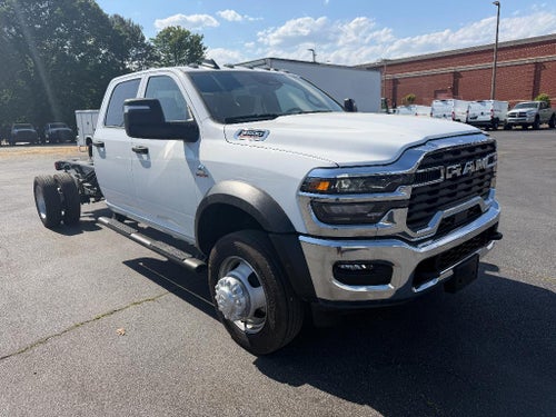2026 RAM Ram 5500 Chassis Cab RAM 5500 TRADESMAN CHASSIS CREW CAB 4X4 84' CA