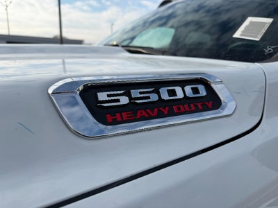 2026 RAM Ram 5500 Chassis Cab RAM 5500 TRADESMAN CHASSIS CREW CAB 4X4 84' CA