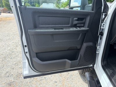 2026 RAM Ram 5500 Chassis Cab RAM 5500 TRADESMAN CHASSIS CREW CAB 4X4 84' CA