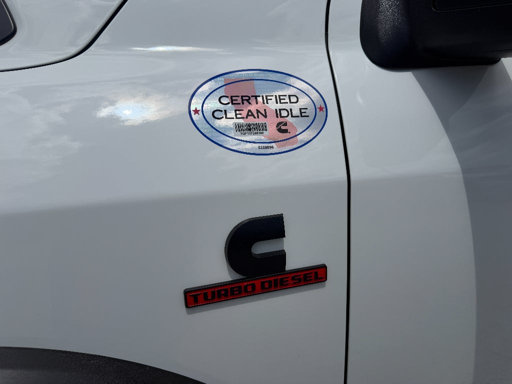 2026 RAM Ram 5500 Chassis Cab RAM 5500 TRADESMAN CHASSIS CREW CAB 4X4 84' CA