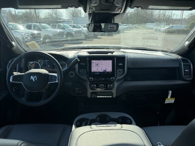 2026 RAM Ram 5500 Chassis Cab RAM 5500 TRADESMAN CHASSIS CREW CAB 4X4 84' CA