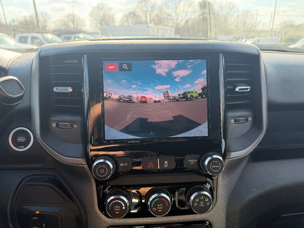 2026 RAM Ram 5500 Chassis Cab RAM 5500 TRADESMAN CHASSIS CREW CAB 4X4 84' CA