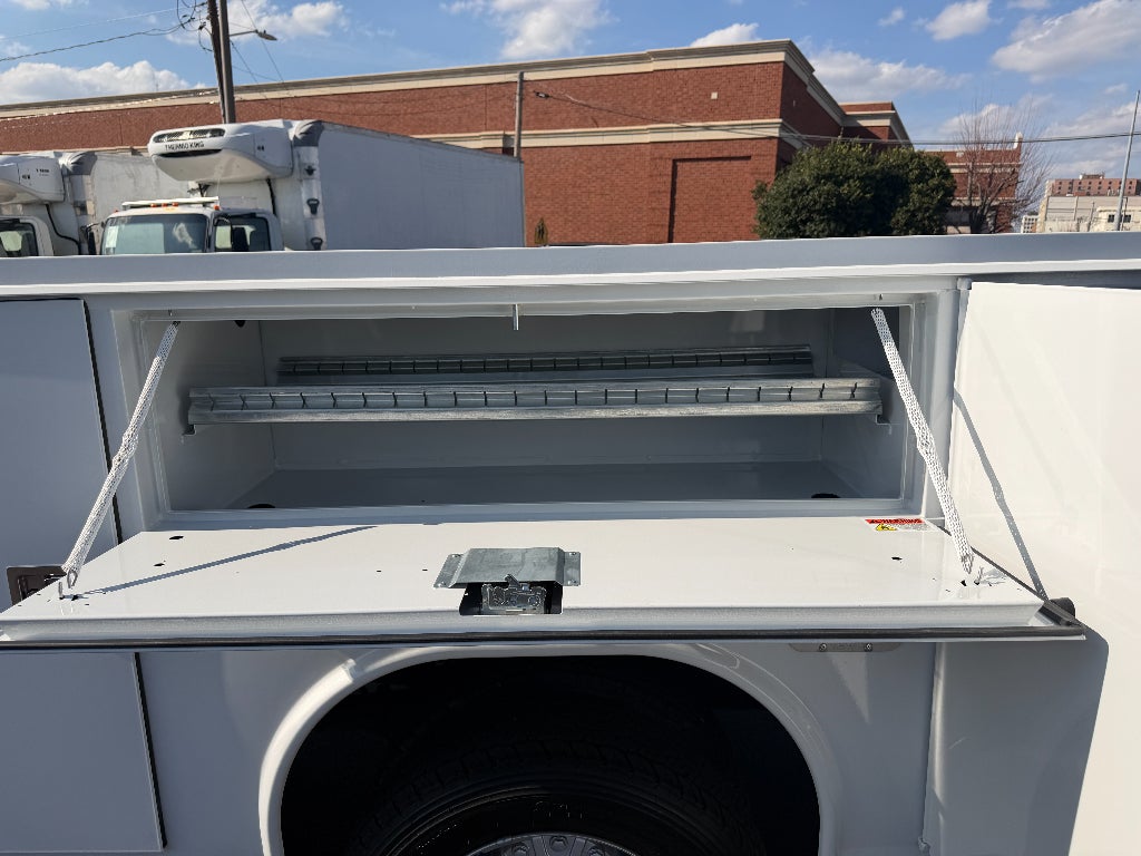 2026 RAM Ram 5500 Chassis Cab RAM 5500 TRADESMAN CHASSIS CREW CAB 4X4 84' CA