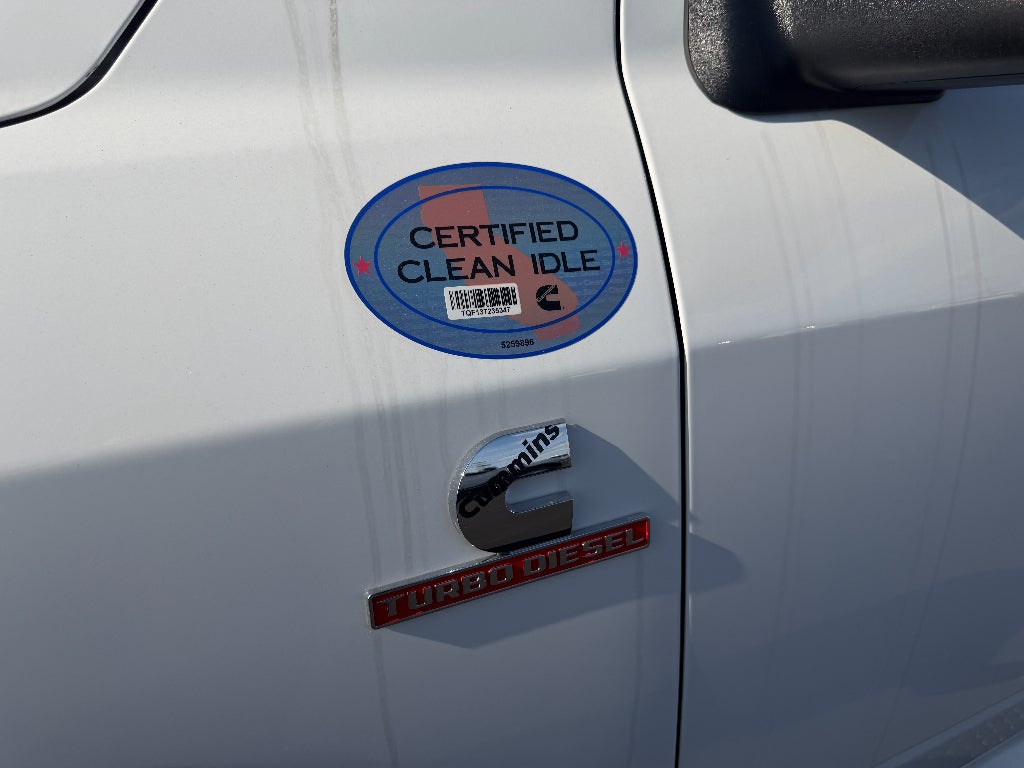 2026 RAM Ram 5500 Chassis Cab RAM 5500 TRADESMAN CHASSIS CREW CAB 4X4 84' CA