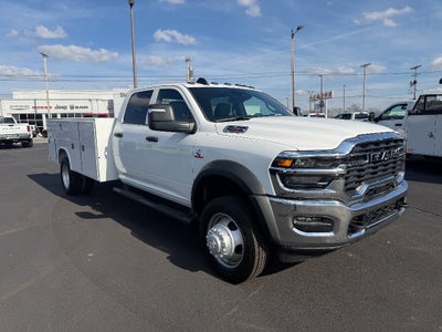 2026 RAM Ram 5500 Chassis Cab RAM 5500 TRADESMAN CHASSIS CREW CAB 4X4 84' CA