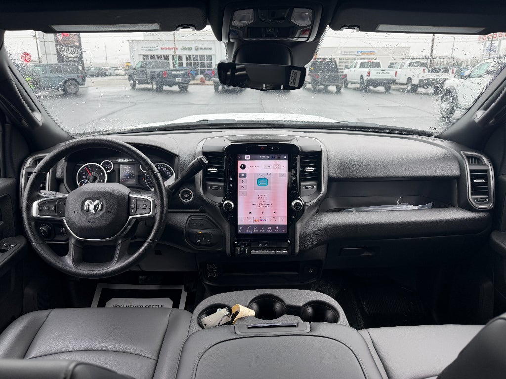 2026 RAM Ram 5500 Chassis Cab RAM 5500 TRADESMAN CHASSIS CREW CAB 4X4 84' CA