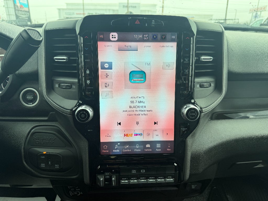 2026 RAM Ram 5500 Chassis Cab RAM 5500 TRADESMAN CHASSIS CREW CAB 4X4 84' CA