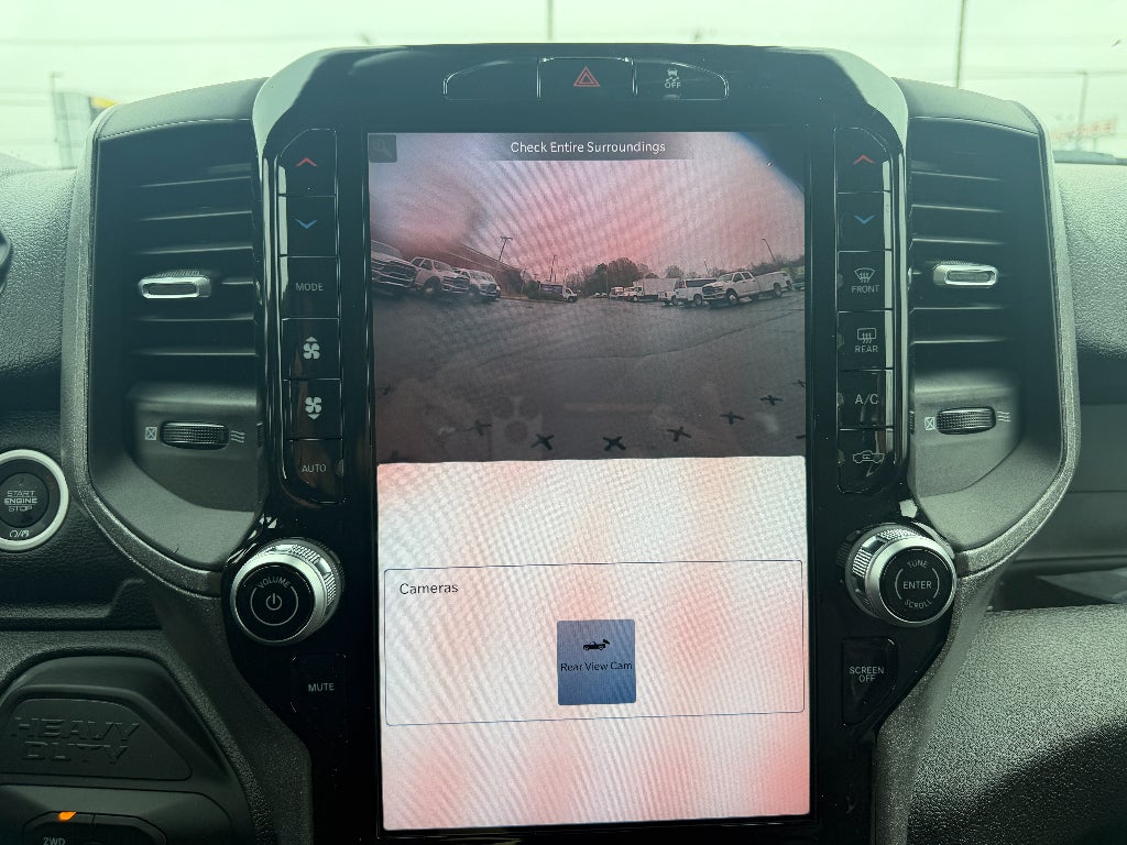 2026 RAM Ram 5500 Chassis Cab RAM 5500 TRADESMAN CHASSIS CREW CAB 4X4 84' CA