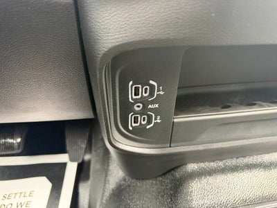 2026 RAM Ram 5500 Chassis Cab RAM 5500 TRADESMAN CHASSIS CREW CAB 4X4 84' CA