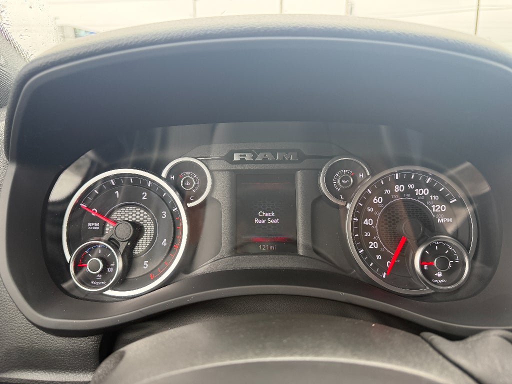 2026 RAM Ram 5500 Chassis Cab RAM 5500 TRADESMAN CHASSIS CREW CAB 4X4 84' CA