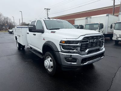 2026 RAM Ram 5500 Chassis Cab RAM 5500 TRADESMAN CHASSIS CREW CAB 4X4 84' CA