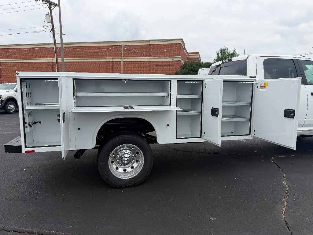 2026 RAM 5500 Chassis Big Horn