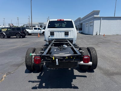 2026 RAM Ram 5500 Chassis Cab RAM 5500 TRADESMAN CHASSIS CREW CAB 4X4 84' CA