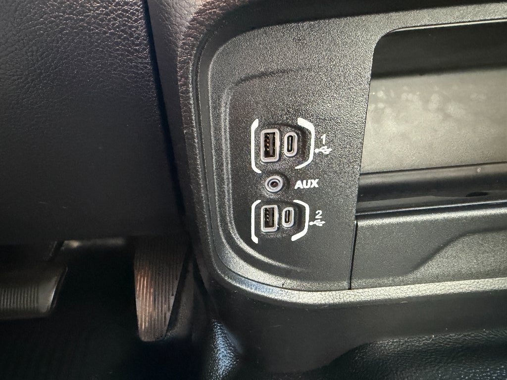 2022 RAM 3500 Chassis Tradesman/SLT/Laramie/Limited