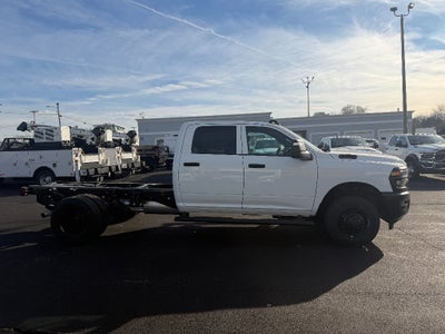 2026 RAM Ram 3500 Chassis Cab RAM 3500 TRADESMAN CREW CAB CHASSIS 4X4 60' CA