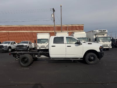 2026 RAM Ram 3500 Chassis Cab RAM 3500 TRADESMAN CREW CAB CHASSIS 4X4 60' CA